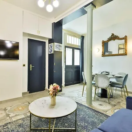 アパート Lovely Loft With 2 Bedrooms Air Conditioned *